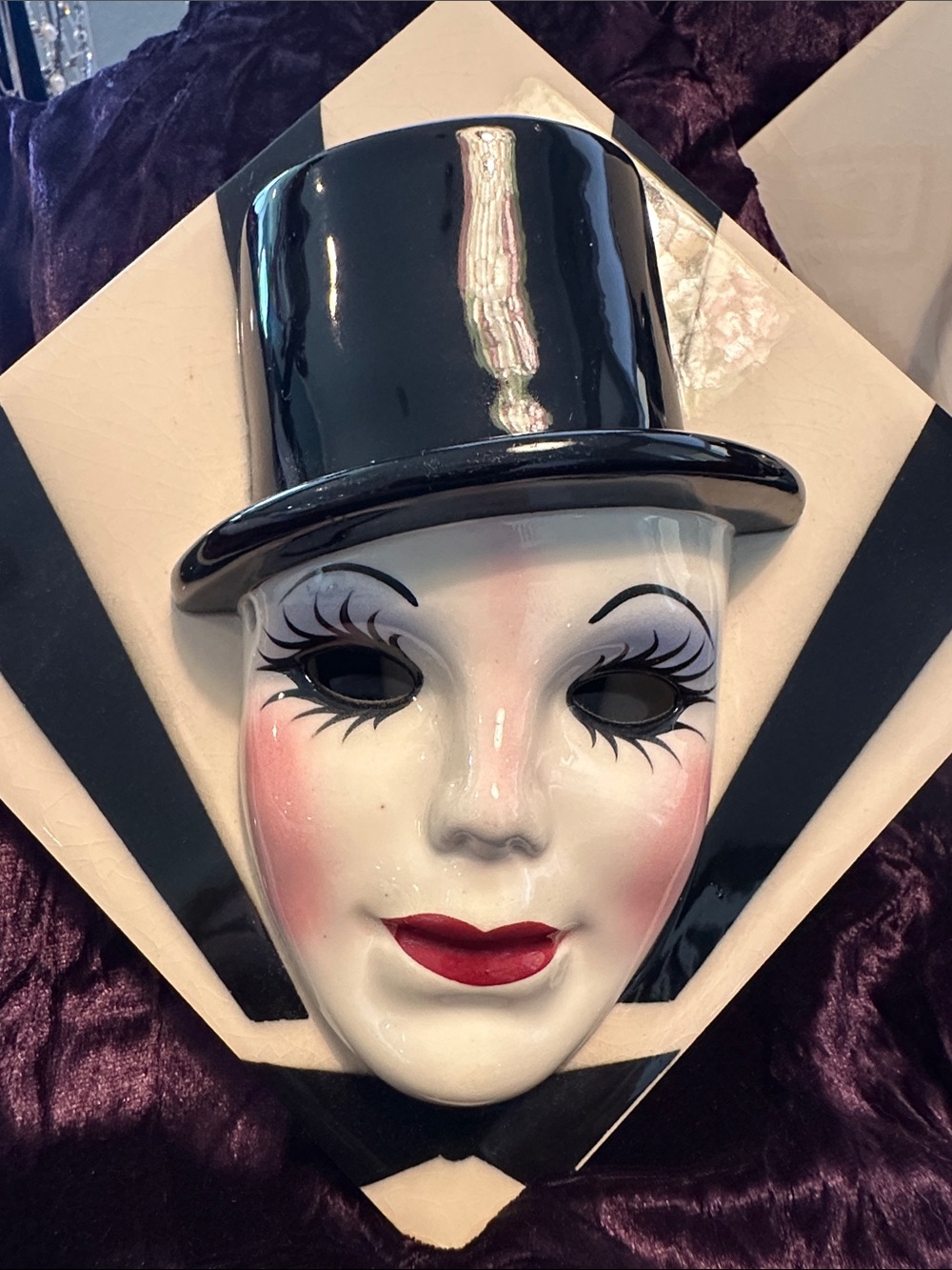 Black and White Ceramic Venetian Style Wall Masks - Made in England - Picture 3 of 5